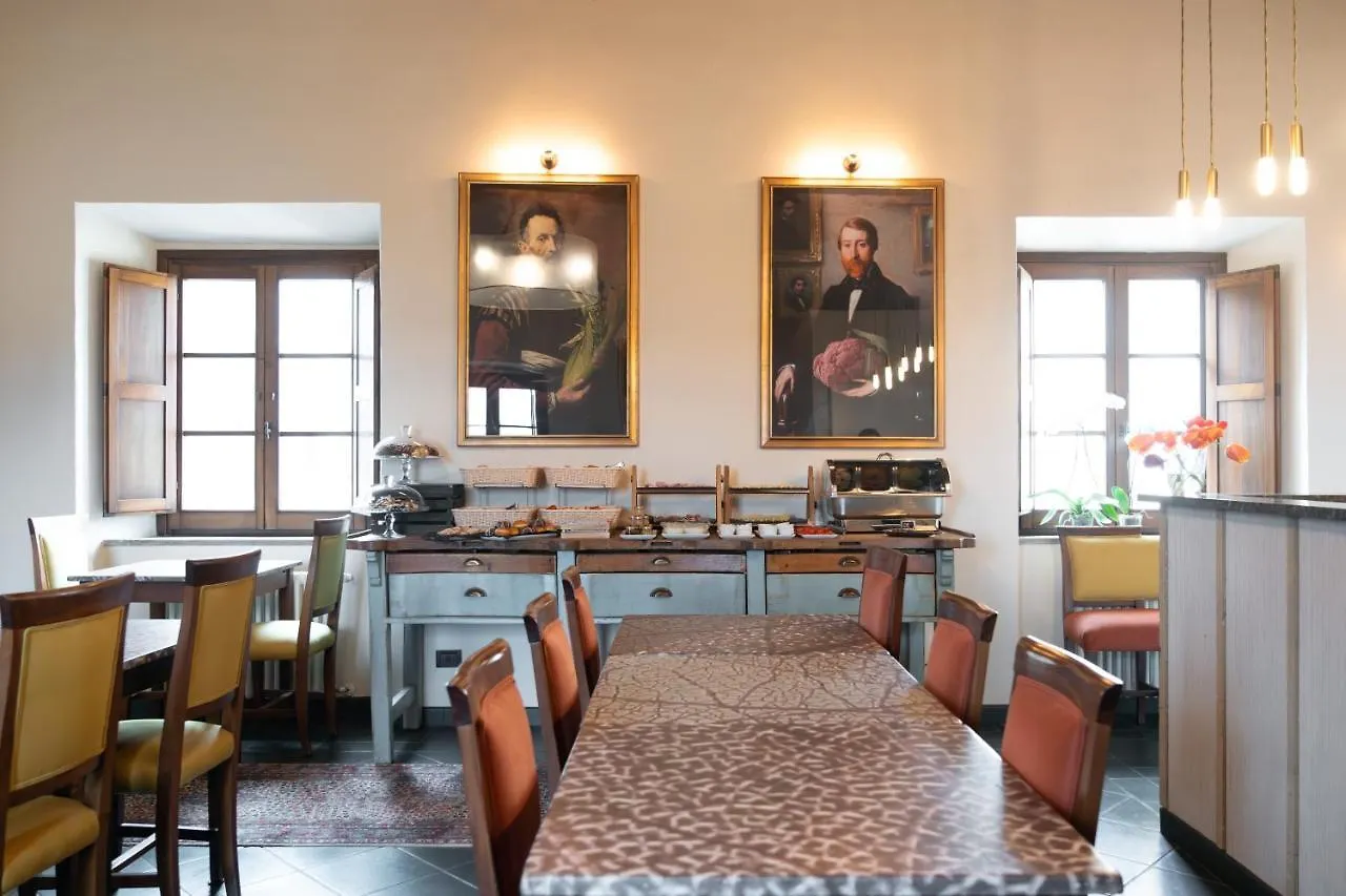 Hotel Della Fortezza Sorano 3*,